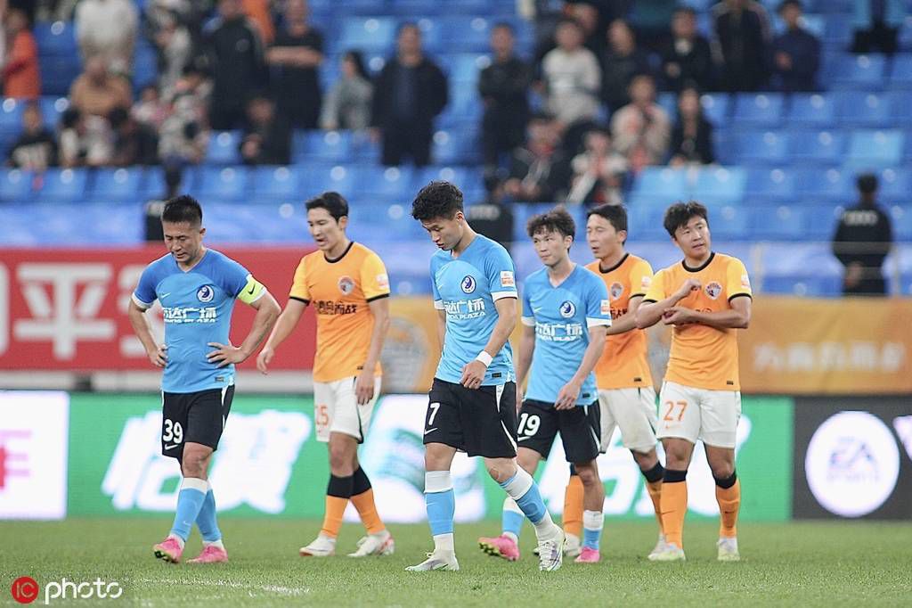 “当你以3-0获胜时，看起来很容易，当我们没有获胜时，人们就会说曼城陷入了危机，踢得不好。